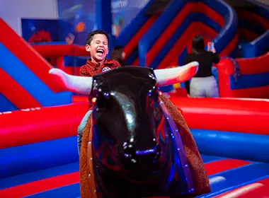 Inflata Park (45min) en Mega Plaza Independencia *Válido de lunes a domingo*